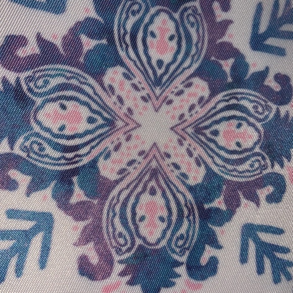 NWOT Simply Gilded Pouch - Picture 2 of 6